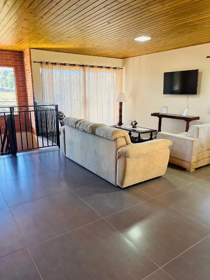 Vila Casa Sonho Meu Campos do Jordão 0*,  Brazílie